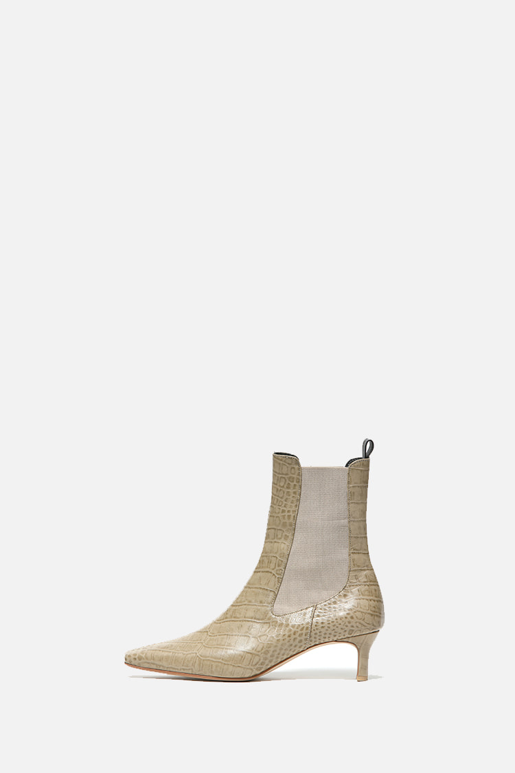 Croc Chelsea Boots - beige
